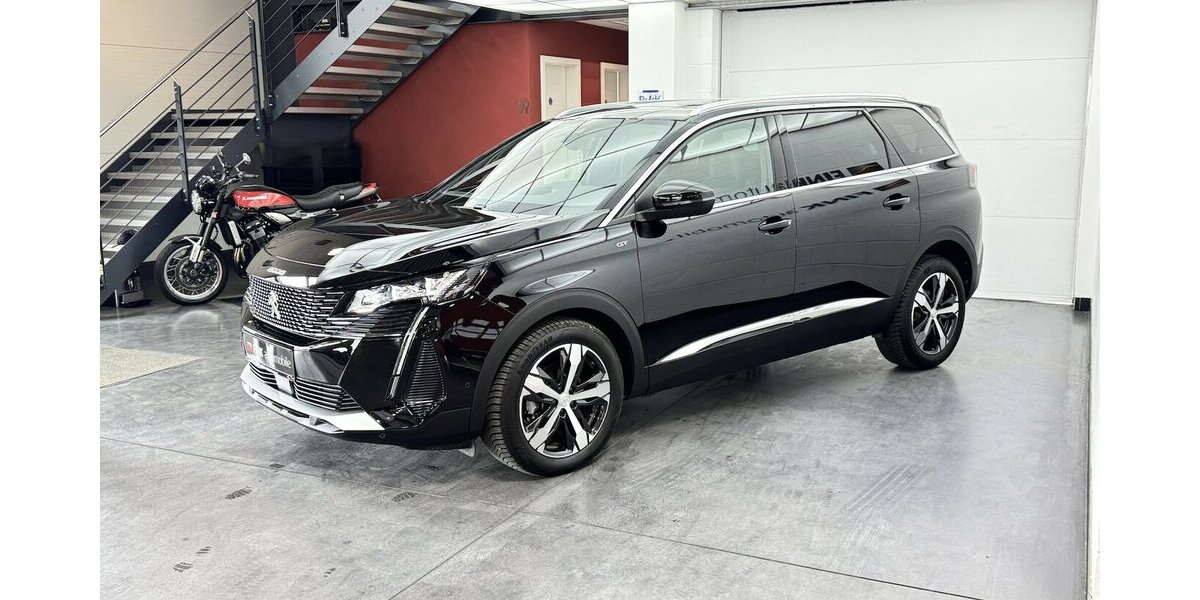 Peugeot 5008 GT 130 Black Edition EAT8 Panoramadach 17.300 km 26.620 &euro; Lich 35423