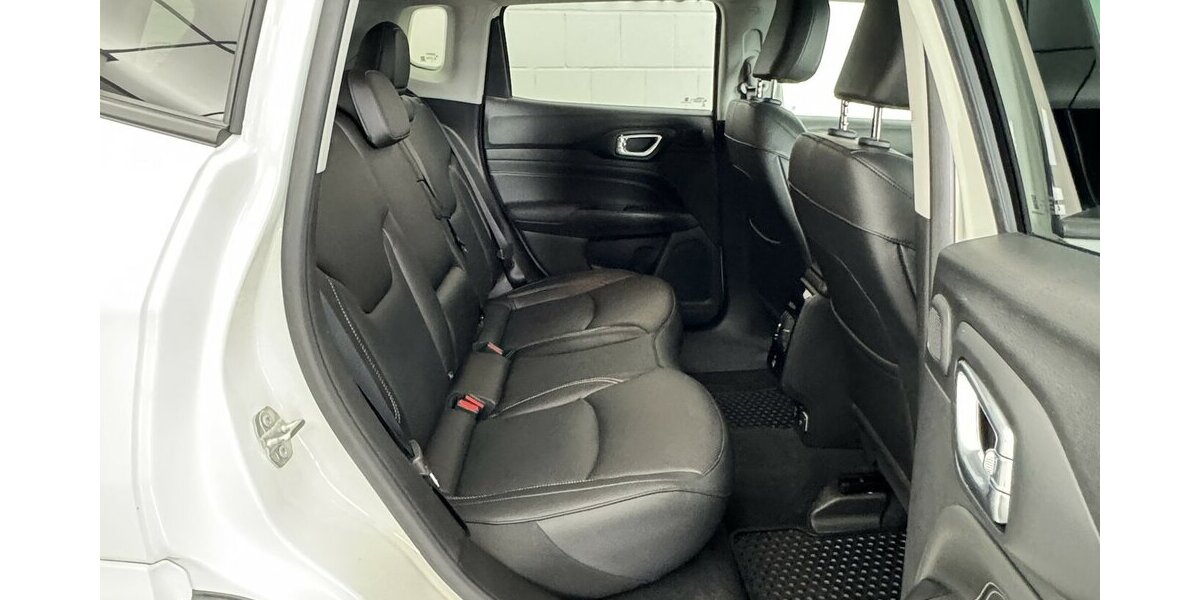 Jeep Compass S Plug-IN Hybrid 4WD 1.Hand Anhängerkplg 61.880 km 25.320 &euro; Lich 35423