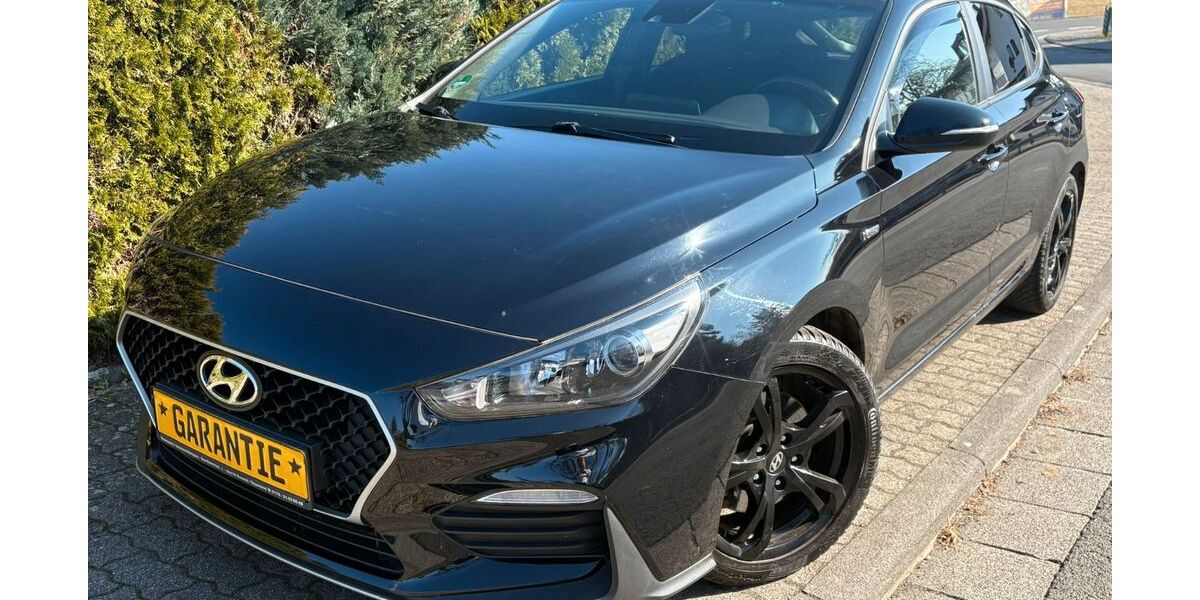 Hyundai i30 30.000 km 15.990 &euro; Buseck / Oppenrod 35418
