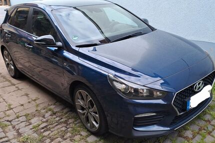 Hyundai i30 78.000 km 14.300 &euro; Hungen 35410