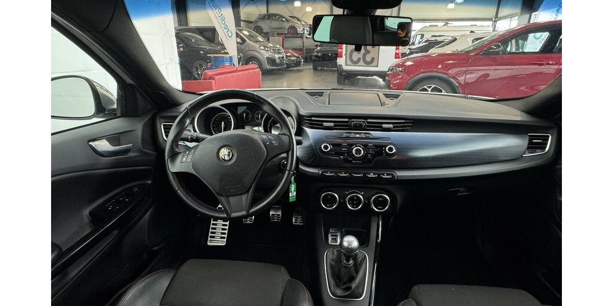 Alfa Romeo Giulietta 1750i Quadrifoglio Verde Motorschaden 154.100 km 4.300 &euro; Lich 35423