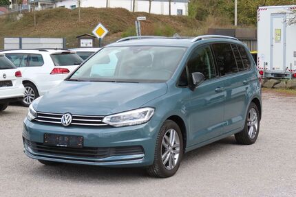 VW Touran 62.000 km 24.950 &euro; Solms-Oberbiel 35606