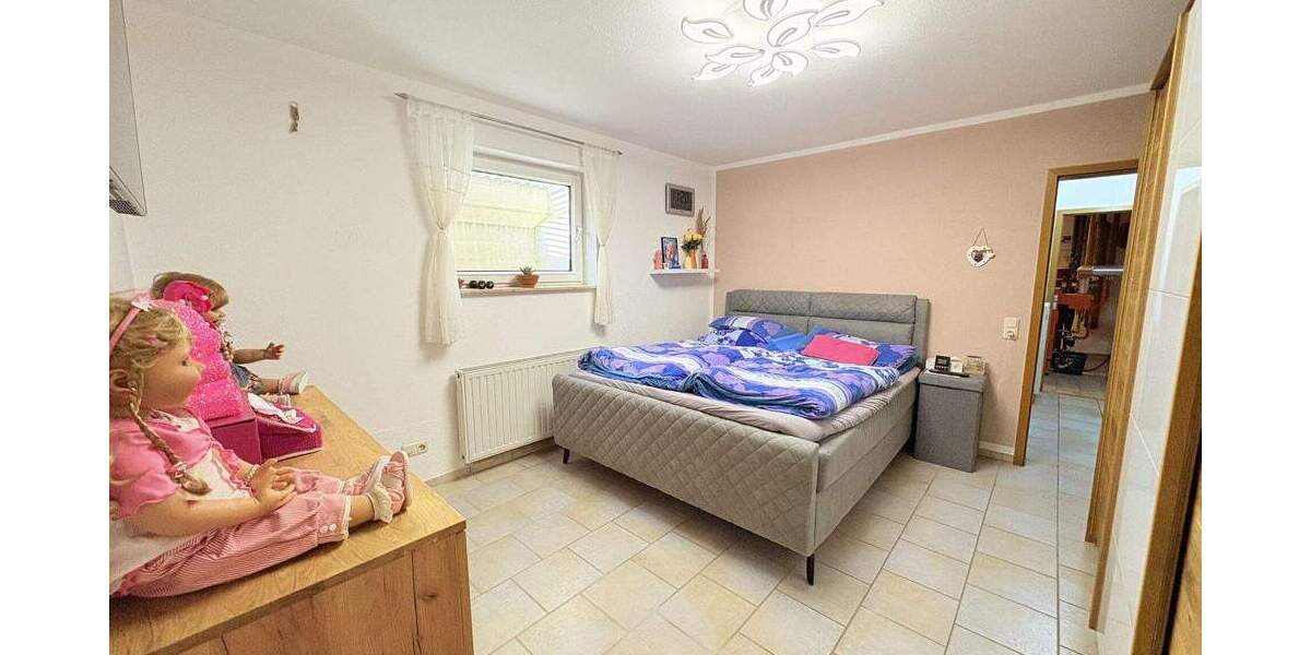 Einfamilienhaus Grünberg - 8 Zimmer, 162 m&sup2;, 499.900&euro; | Angebot:25689273