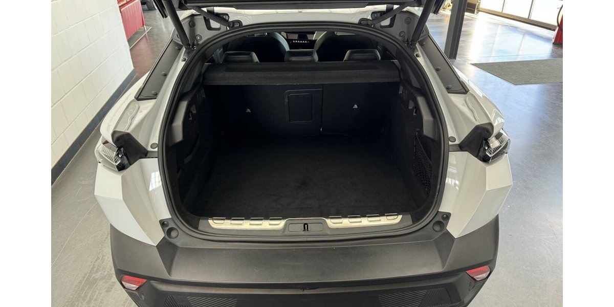 Peugeot 408 GT 130 PureTech EAT8 Focal Panodach 32.000 km 24.970 &euro; Lich 35423