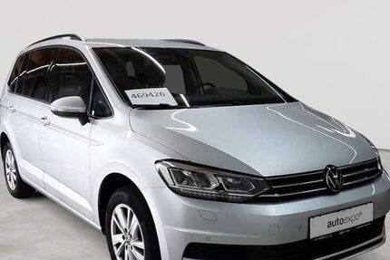 VW Touran 83.402 km 22.490 &euro; Fernwald-Steinbach 35463