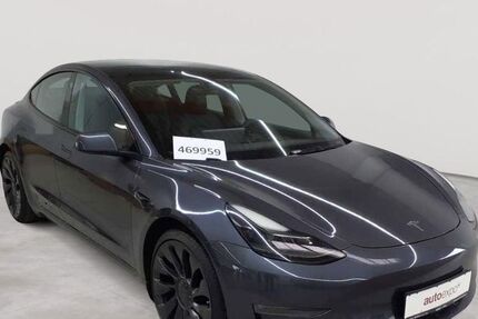 Tesla Model 3 81.280 km 28.990 &euro; Fernwald-Steinbach 35463
