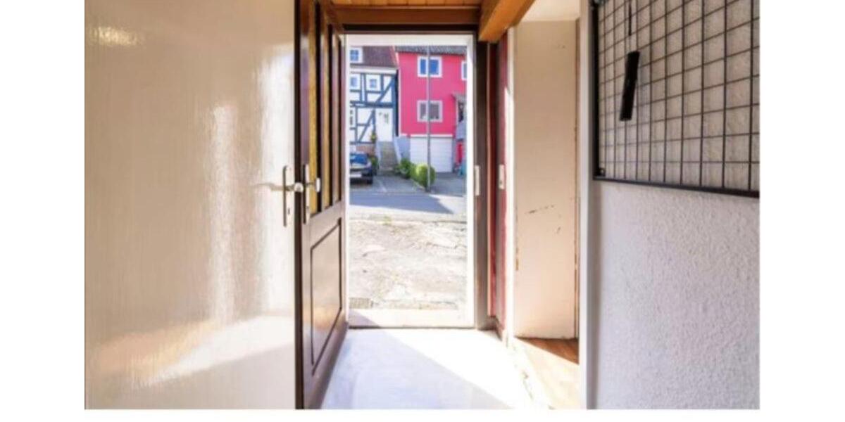 Einfamilienhaus Homberg (Ohm) - 4 Zimmer, 95 m&sup2;, 900&euro; | Angebot:25989140