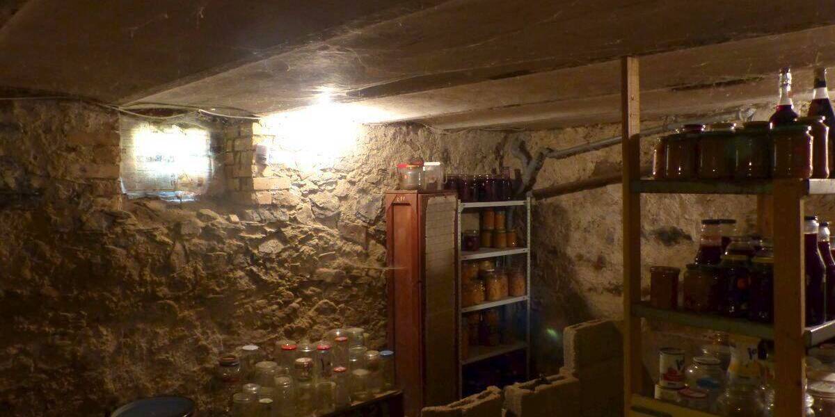 Einfamilienhaus Grünberg Stangenrod - 1 Zimmer, 260 m&sup2;, 285.000&euro; | Angebot:25740166