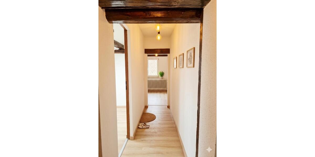 Dachgeschoßwohnung Friedberg (Hessen) - 3 Zimmer, 67 m&sup2;, 790&euro; | Angebot:25840341