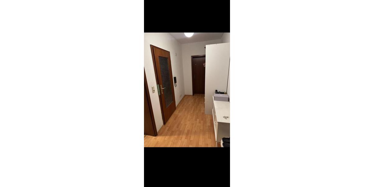 Dachgeschoßwohnung Solms - 2 Zimmer, 70 m&sup2;, 700&euro; | Angebot:25935563