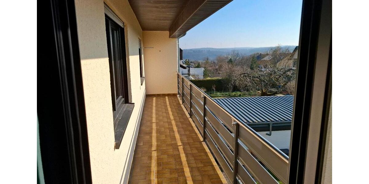 Etagenwohnung Lollar - 4 Zimmer, 110 m&sup2;, 1.000&euro; | Angebot:25804439