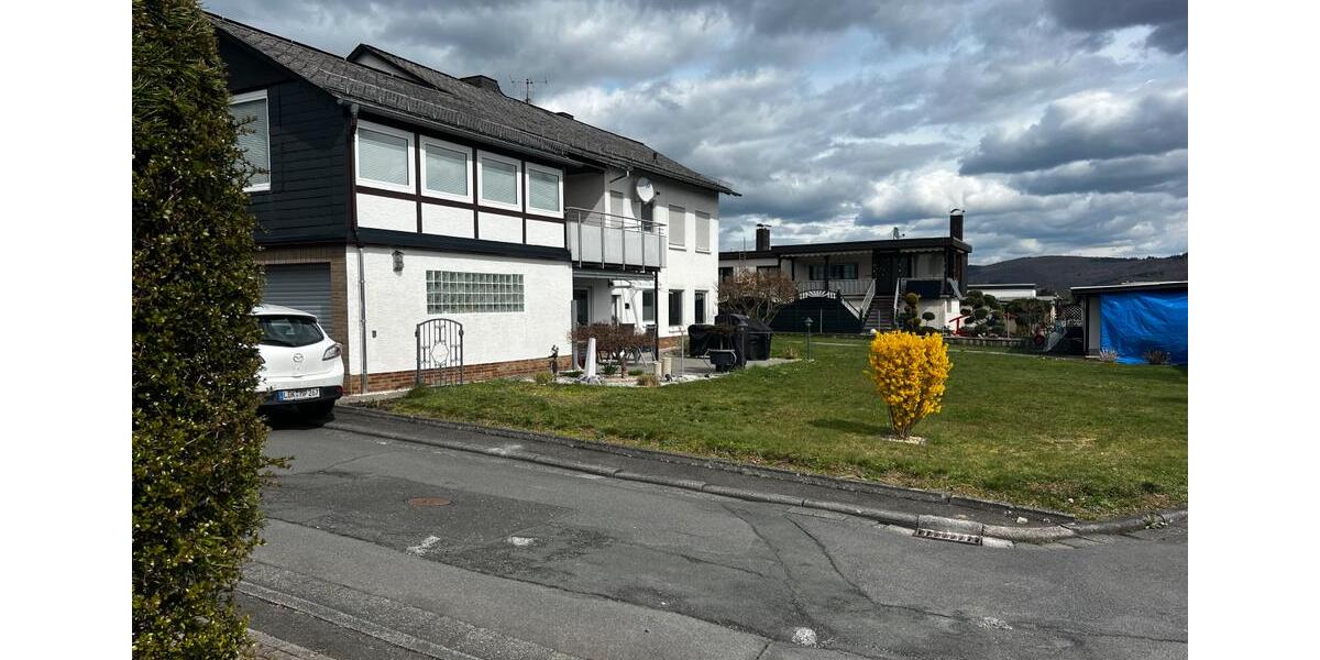 Einfamilienhaus Sinn - 9 Zimmer, 204 m&sup2;, 445.000&euro; | Angebot:26041077