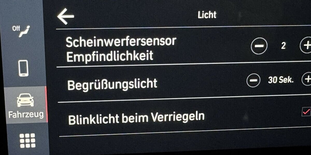 Fiat 500e Action CarPlay Android Automatik 1.Hand 18.400 km 13.440 &euro; Lich 35423