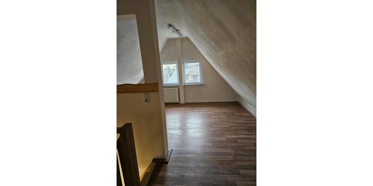 Etagenwohnung Mittenaar - 3 Zimmer, 80 m&sup2;, 720&euro; | Angebot:25945219