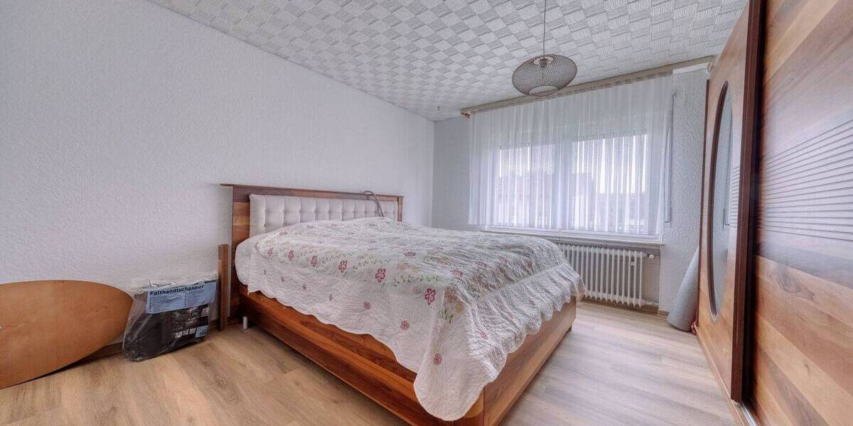 Etagenwohnung Wetzlar / Münchholzhausen Münchholzhausen - 5 Zimmer, 129 m&sup2;, 269.000&euro; | Angebot:25697035