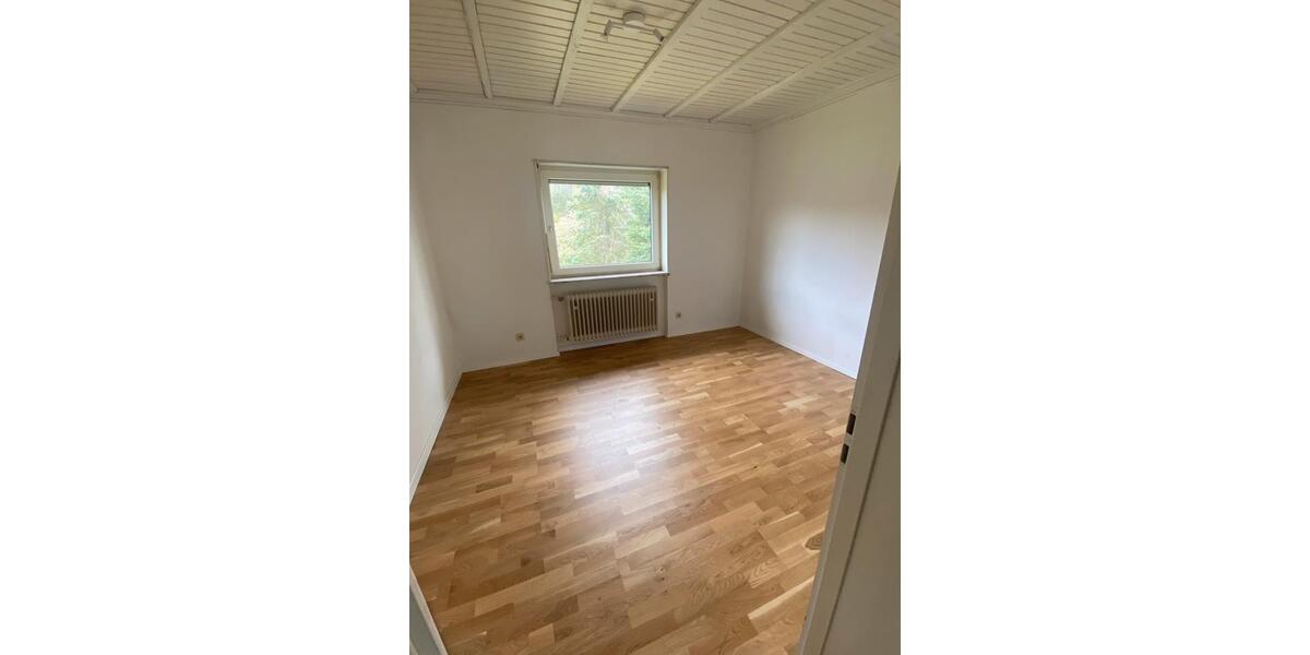 Einfamilienhaus Usingen - 8 Zimmer, 194 m&sup2;, 520.000&euro; | Angebot:27006058