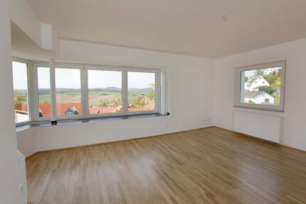 Wohnung Marburg - 5 Zimmer, 190 m&sup2;, 500&euro; | Angebot:25752098