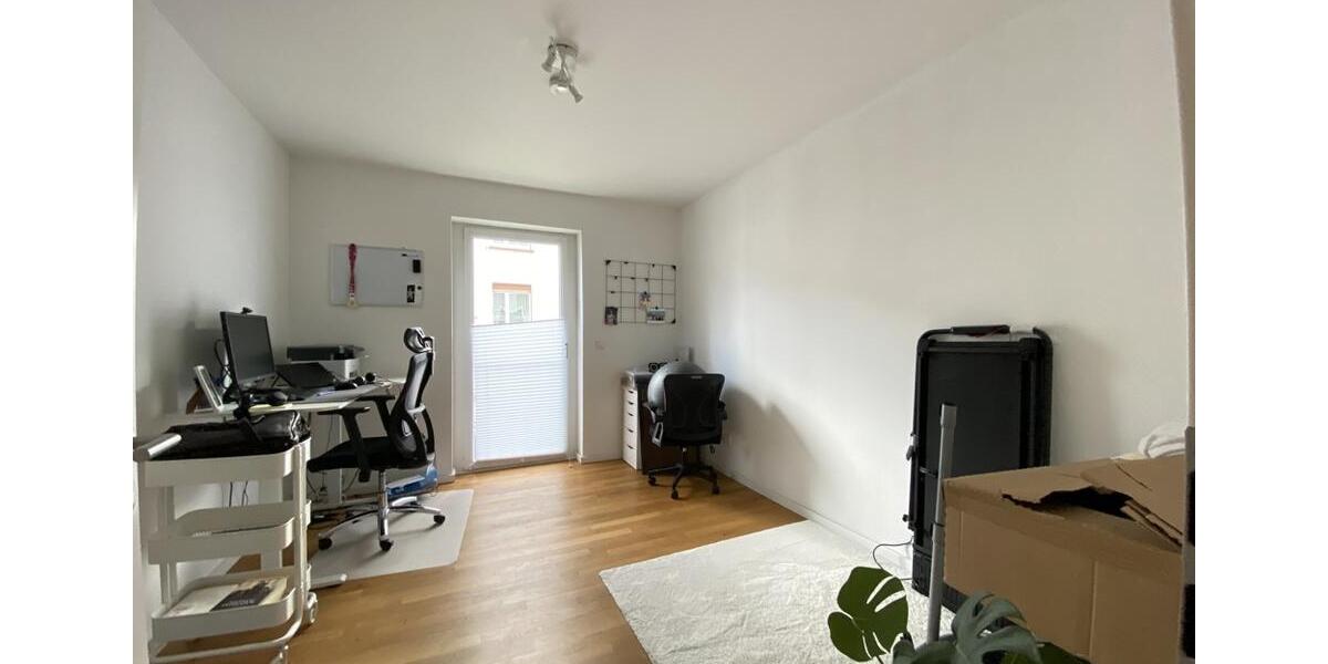 Etagenwohnung Gießen - 3 Zimmer, 90 m&sup2;, 1.050&euro; | Angebot:25964594