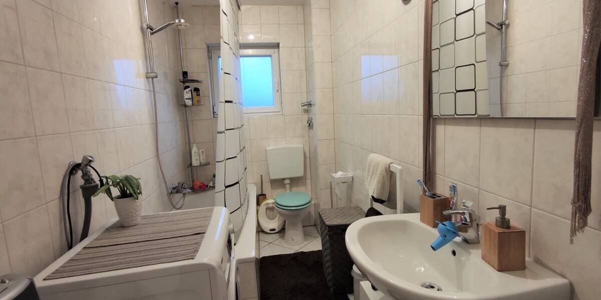 Etagenwohnung Pohlheim Watzenborn-Steinberg - 3 Zimmer, 90 m&sup2;, 950&euro; | Angebot:26359799