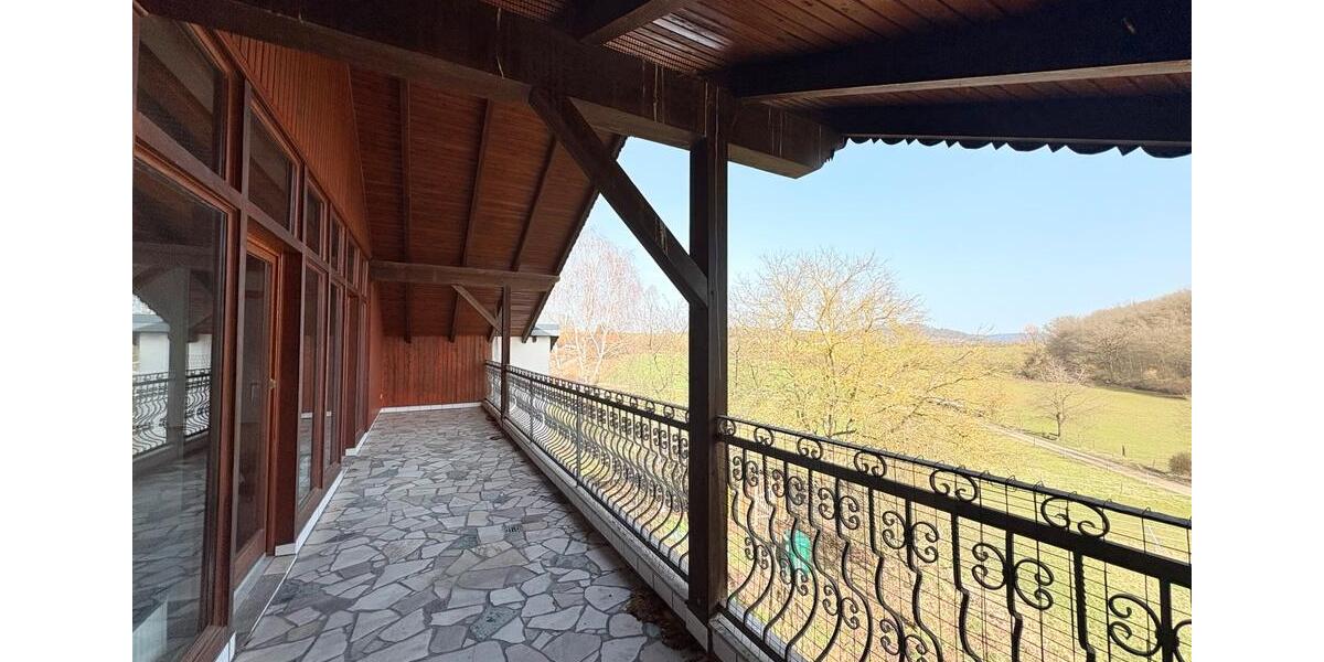 Dachgeschoßwohnung Weimar (Lahn) - 3 Zimmer, 115 m&sup2;, 1.035&euro; | Angebot:25636449