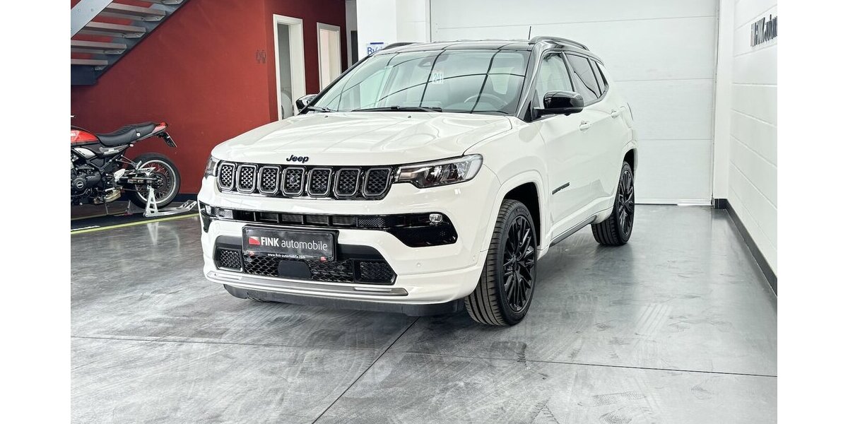Jeep Compass S Plug-IN Hybrid 4WD 1.Hand Anhängerkplg 43.400 km 26.540 &euro; Lich 35423