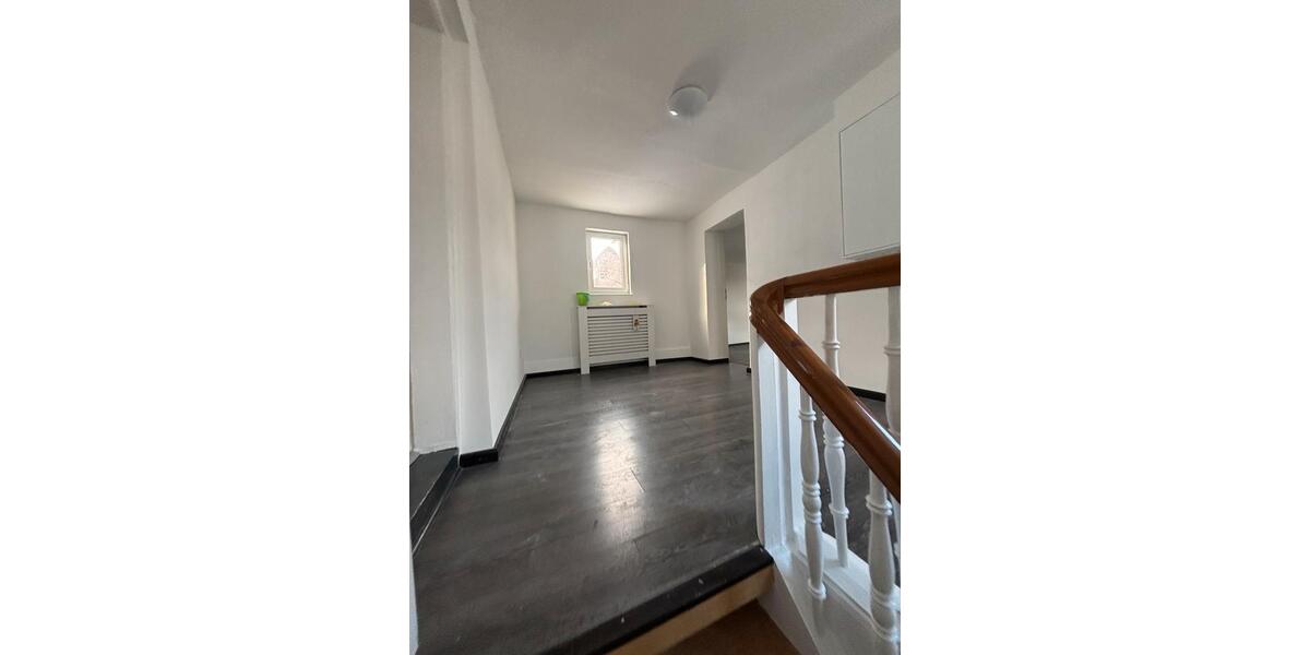 Einfamilienhaus Pohlheim - 3.5 Zimmer, 117 m&sup2;, 1.400&euro; | Angebot:25959822