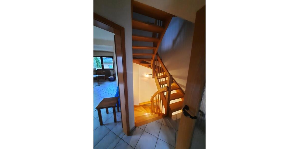 Doppelhaushälfte Weimar (Lahn) - 5 Zimmer, 114 m&sup2;, 315.000&euro; | Angebot:25355003