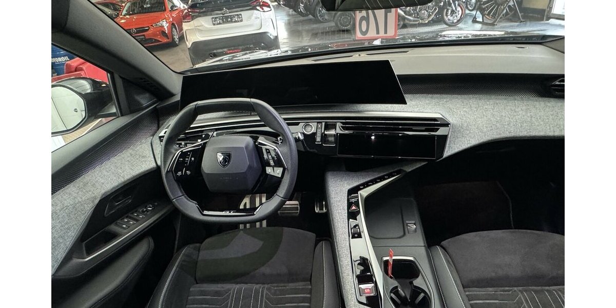 Peugeot 3008 145 GT Mild-Hybrid 360° Cam CarPlay 41.150 km 26.420 &euro; Lich 35423