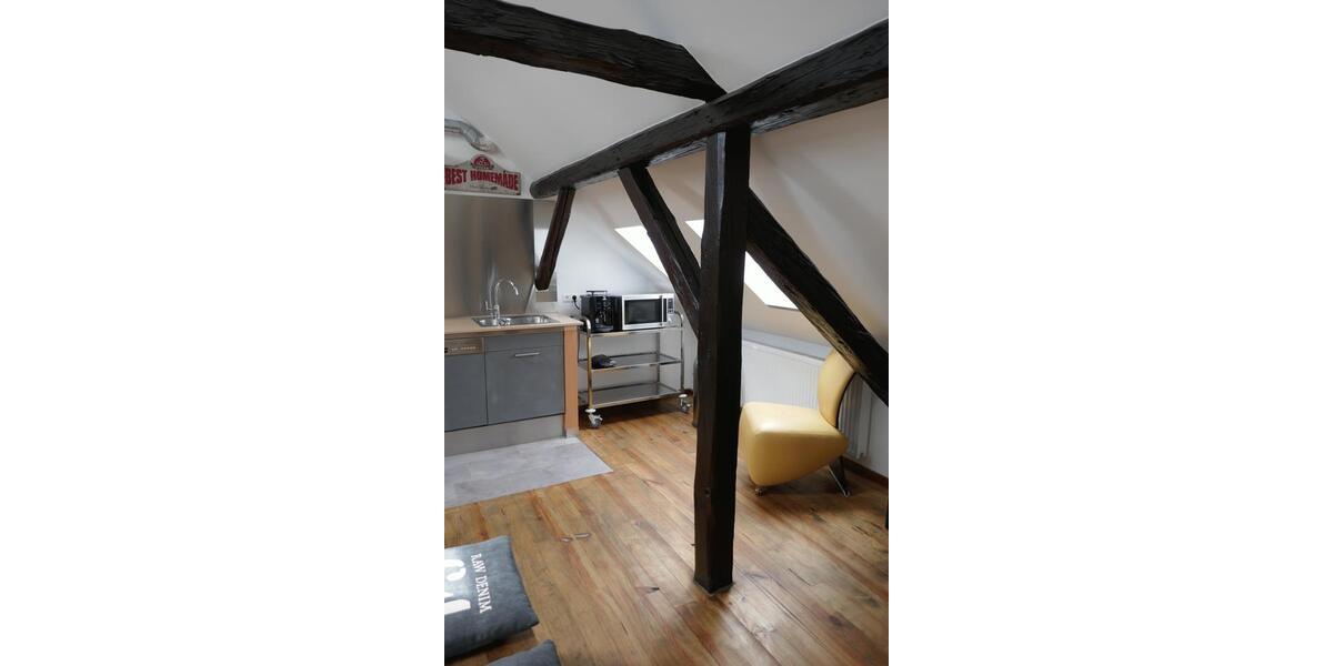 Dachgeschoßwohnung Gießen Allendorf - 1 Zimmer, 65 m&sup2;, 1.200&euro; | Angebot:25378025