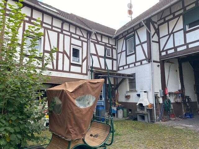 Bauernhaus, Landhaus Hüttenberg Vollnkirchen - 8 Zimmer, 233 m&sup2;, 265.000&euro; | Angebot:25780713