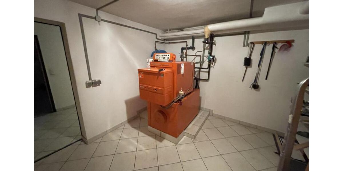 Einfamilienhaus Ebsdorfergrund - 6 Zimmer, 150 m&sup2;, 490.000&euro; | Angebot:25929897