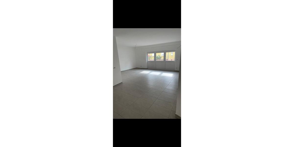 Erdgeschoßwohnung Hungen - 3 Zimmer, 100 m&sup2;, 800&euro; | Angebot:25842028