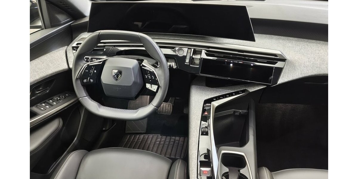 Peugeot 5008 Allure 145 E Hybrid 360° Cam 7 Sitze 43.850 km 28.220 &euro; Lich 35423