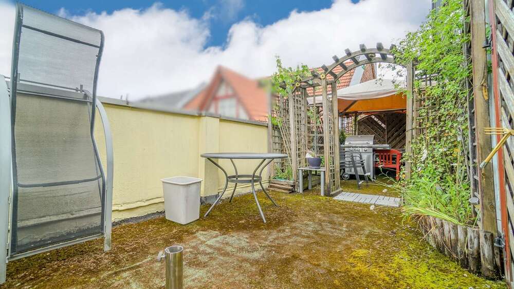 2 Wohneinheiten & Gewerbeeinheit in Top-Lage von Herborn - Mehrfamilienhaus, Wohnhaus Herborn | Angebot:26828615