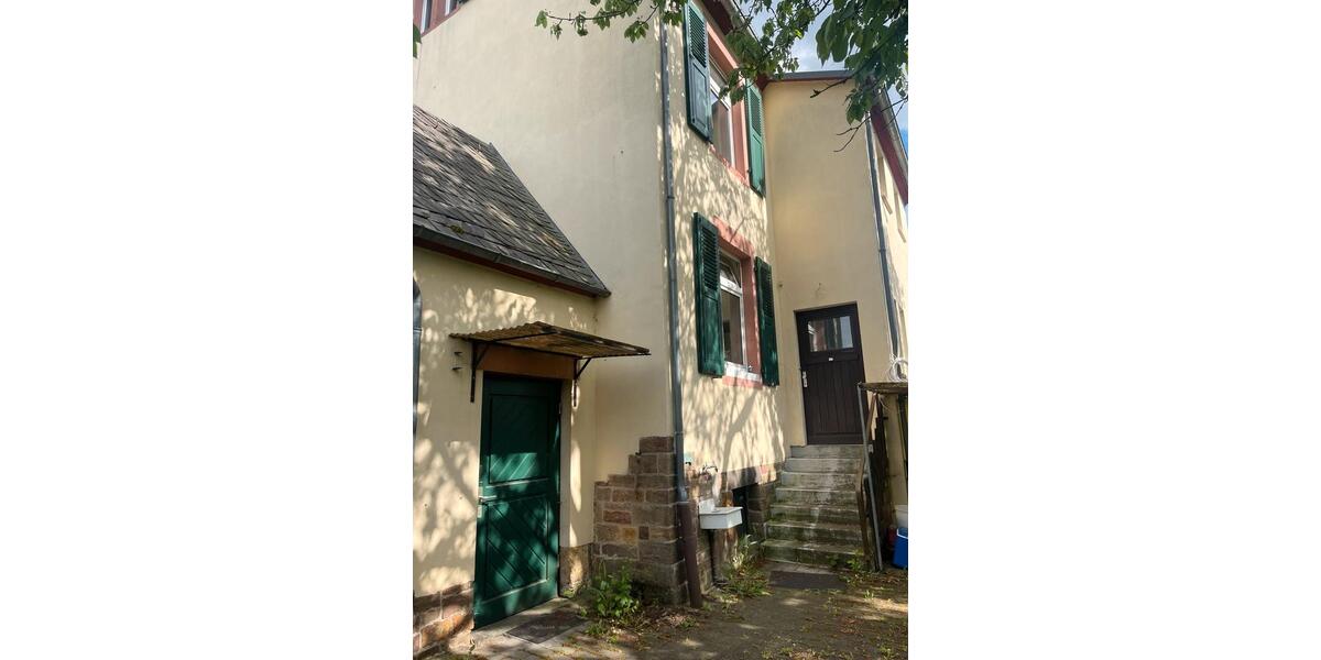 Doppelhaushälfte Butzbach - 4 Zimmer, 150 m&sup2;, 1.550&euro; | Angebot:26615671
