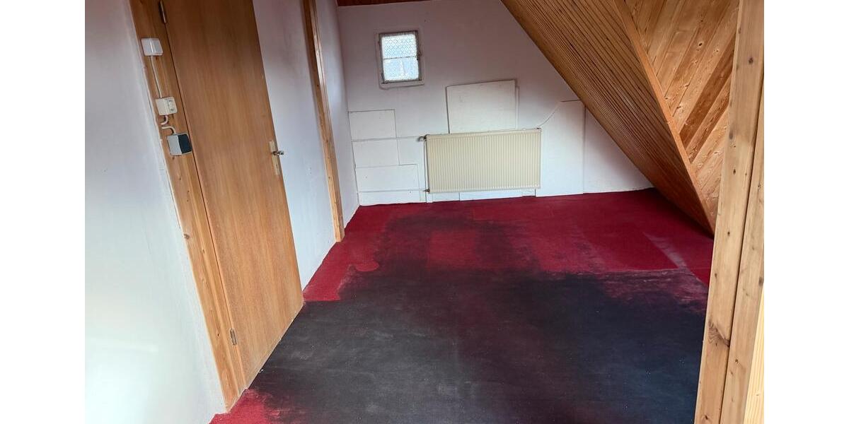 Reihenhaus Wetzlar Altenberger Straße - 9 Zimmer, 188 m&sup2;, 355.000&euro; | Angebot:25960353