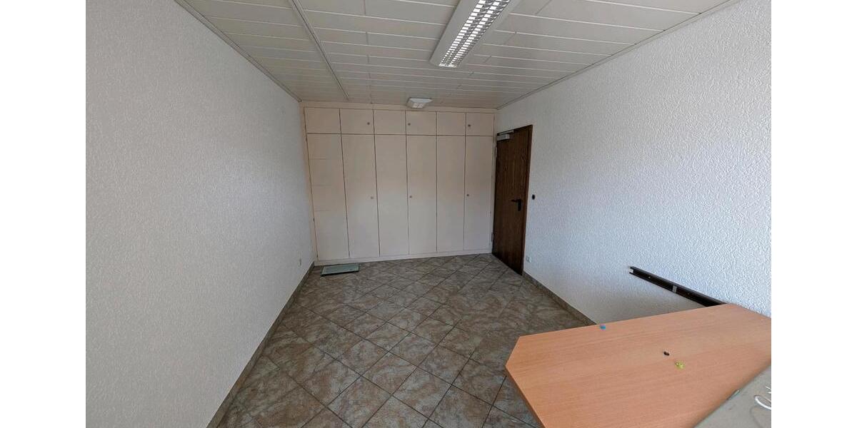 Gewerbeobjekt Buseck - 1.000&euro; | Angebot:22588140