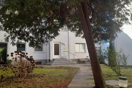 Wohnung Friedberg (Hessen) - 4 Zimmer, 90 m&sup2;, 990&euro; | Angebot:25268387