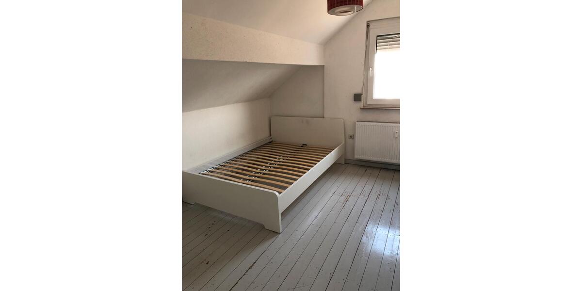 Etagenwohnung Gießen - 10 Zimmer, 25 m&sup2;, 490&euro; | Angebot:25940373