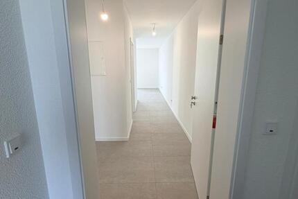 Wohnung Butzbach - 3 Zimmer, 77 m&sup2;, 1.100&euro; | Angebot:25905301