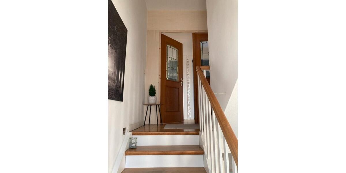 Etagenwohnung Gießen Allendorf - 2 Zimmer, 74 m&sup2;, 1.200&euro; | Angebot:25701480