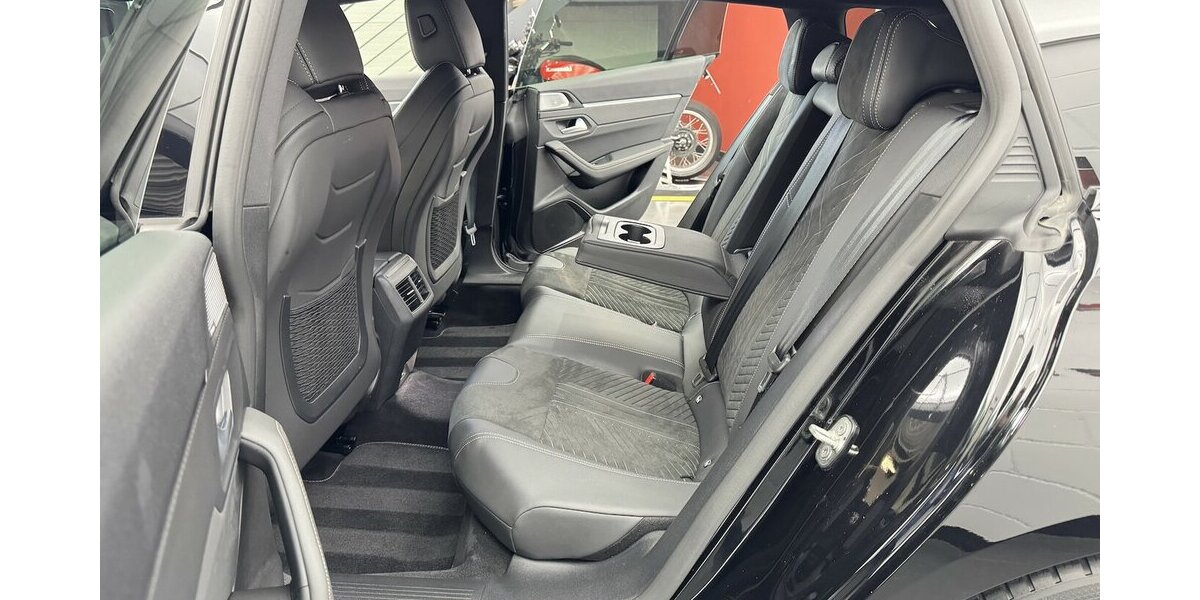 Peugeot 508 SW GT 130 BlueHdi FULL LED Panoramakamera 46.200 km 23.985 &euro; Lich 35423