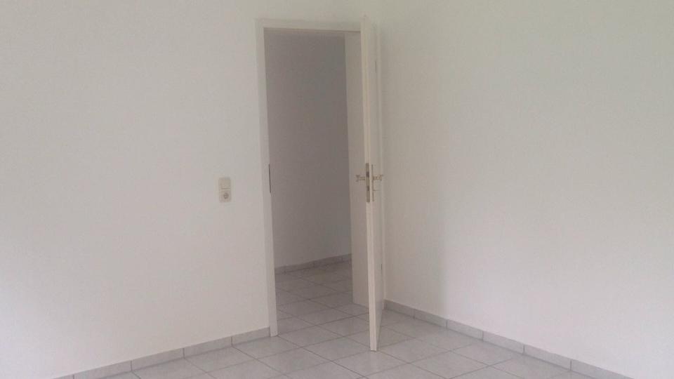 Etagenwohnung Gießen Wieseck - 4 Zimmer, 110 m&sup2;, 1.400&euro; | Angebot:26550213