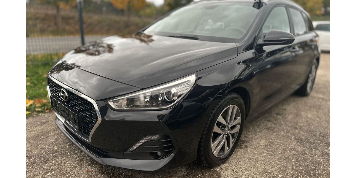 Hyundai i30 177.000 km 8.599 &euro; Friedberg 61169