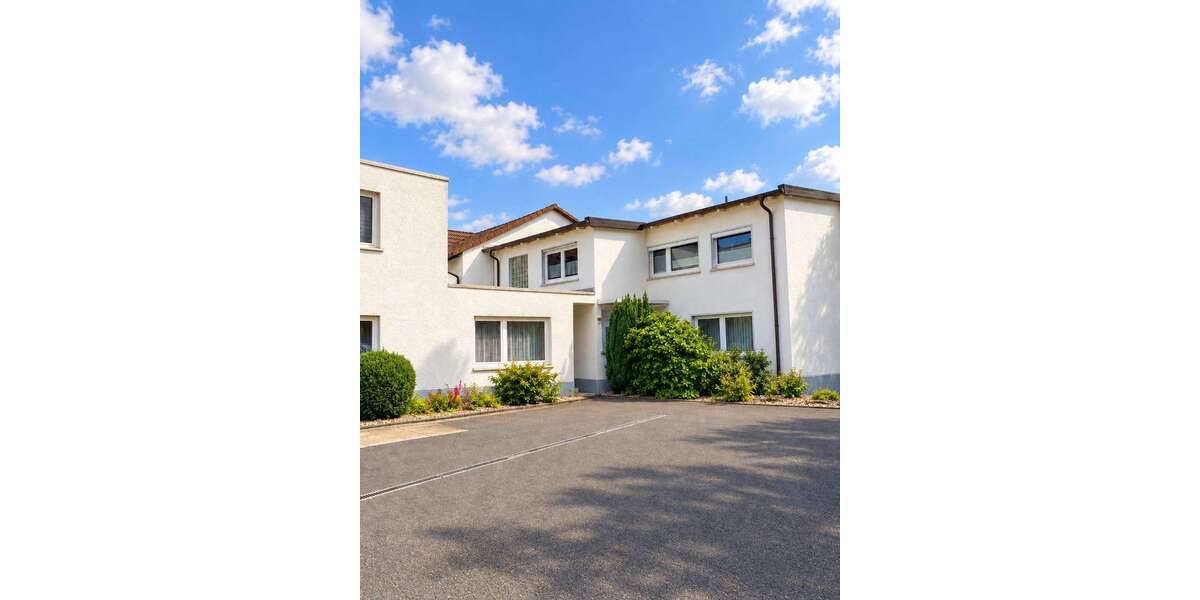 Einfamilienhaus Gießen Allendorf - 20 Zimmer, 455 m&sup2;, 1.470.000&euro; | Angebot:27336842