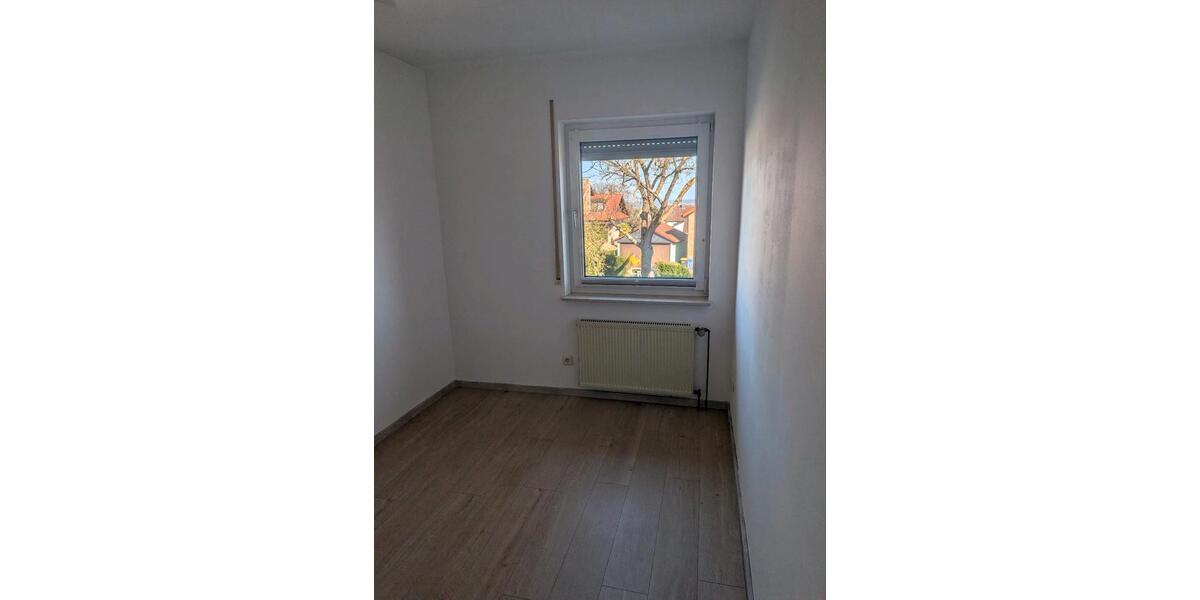 Etagenwohnung Butzbach - 4 Zimmer, 108 m&sup2;, 1.150&euro; | Angebot:25934564