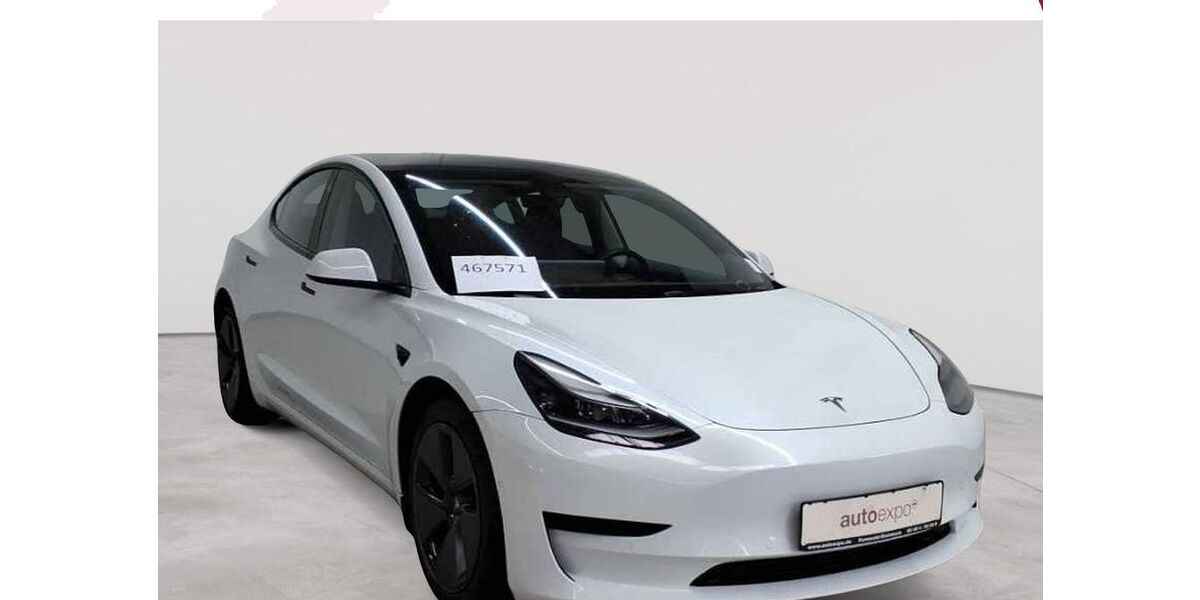 Tesla Model 3 73.682 km 21.989 &euro; Fernwald-Steinbach 35463