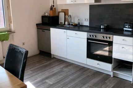 Wohnung Gießen Allendorf - 10 Zimmer, 25 m&sup2;, 300&euro; | Angebot:26640389
