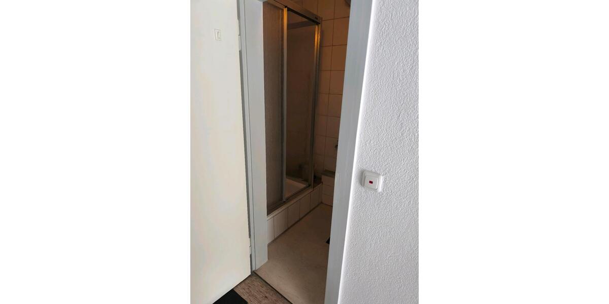 Etagenwohnung Gießen Wieseck - 1 Zimmer, 22 m&sup2;, 580&euro; | Angebot:25987632