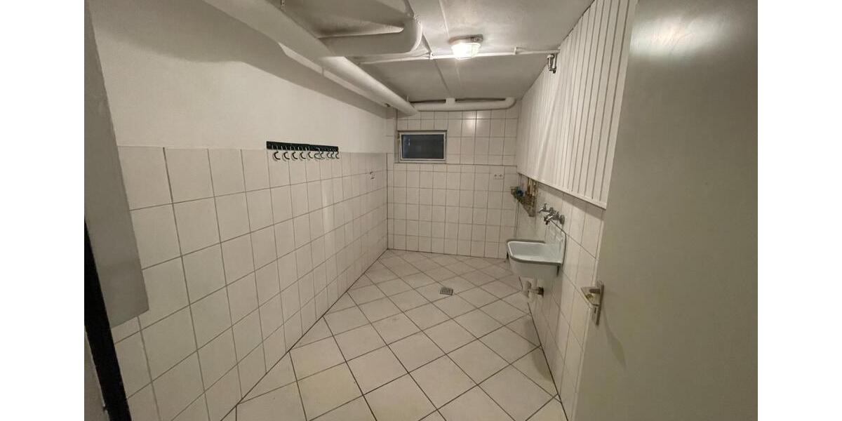 Einfamilienhaus Ebsdorfergrund - 6 Zimmer, 150 m&sup2;, 490.000&euro; | Angebot:25929897